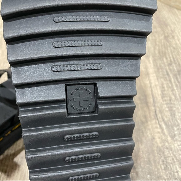 🆕 Dr. Martens Women's Vegan Leather Blaire Sandal Black - Picture 11 of 16